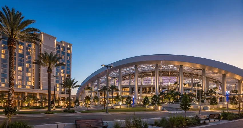 Mid-Range Hotels Near SoFi Stadium.png