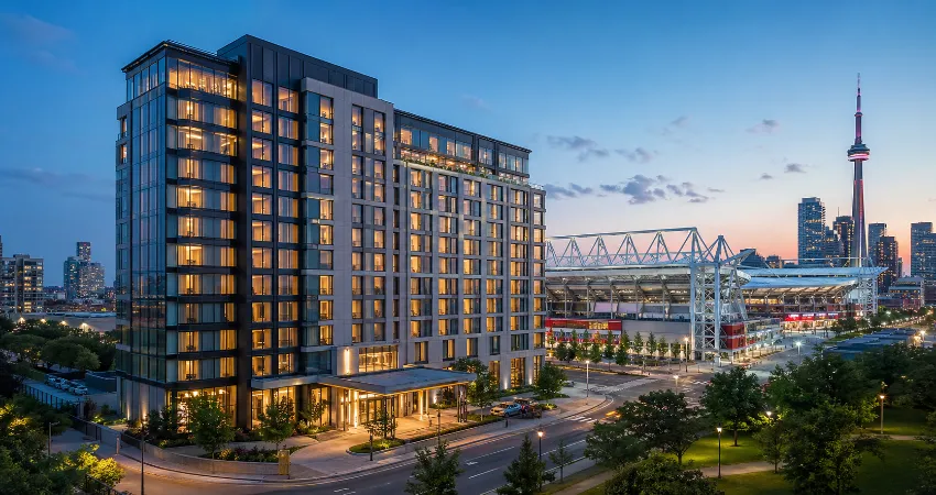 Best Mid-Range Hotels Near BMO Field.png